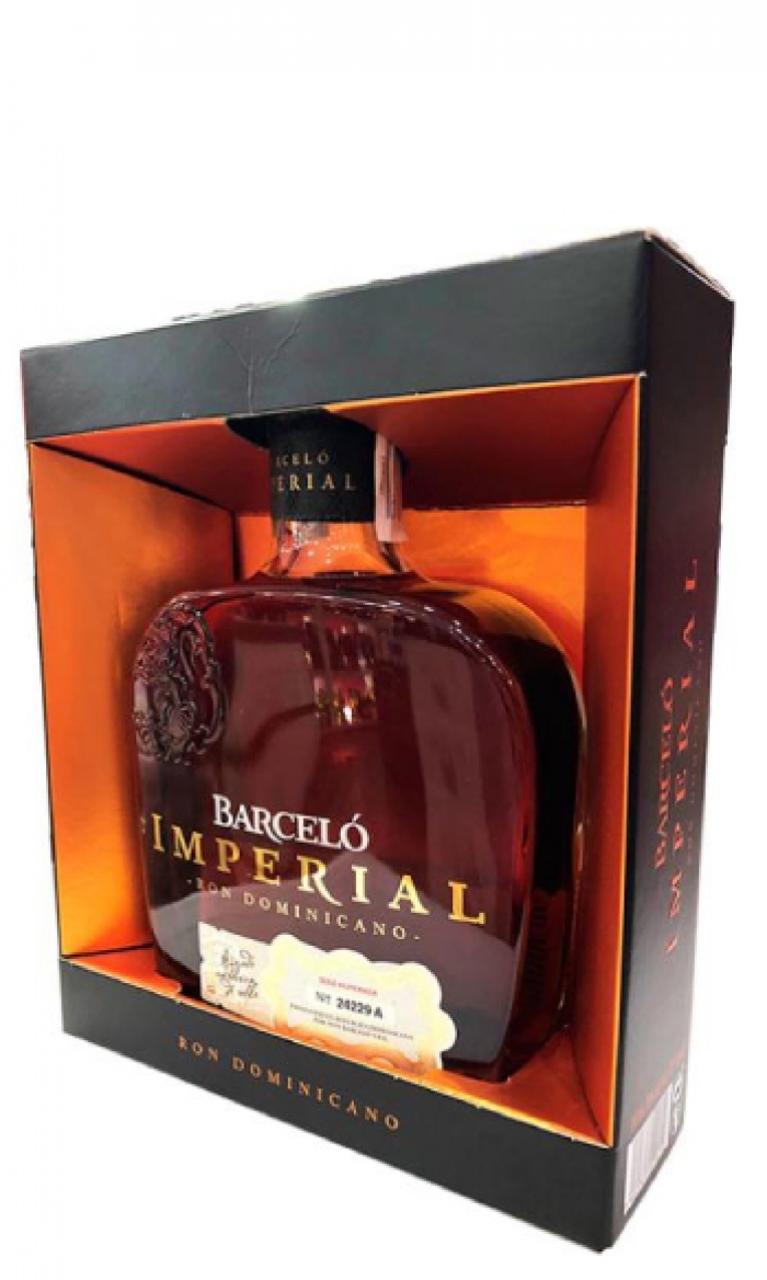 Barcelo imperial 0.7 цена. Ром Рон Барсело Империал. Канияк Баргело империялар. Доминиканский Ром Барсело Империал. Коньяк Барсело Империал.